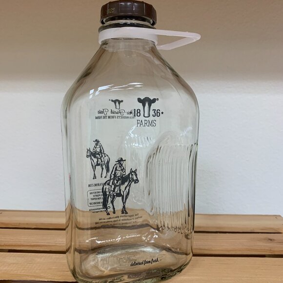 BOTTLE - 64oz 1836 FARMS glass milk bottle brown cap Chocolate Terrell Texas 10" - Picture 1 of 10